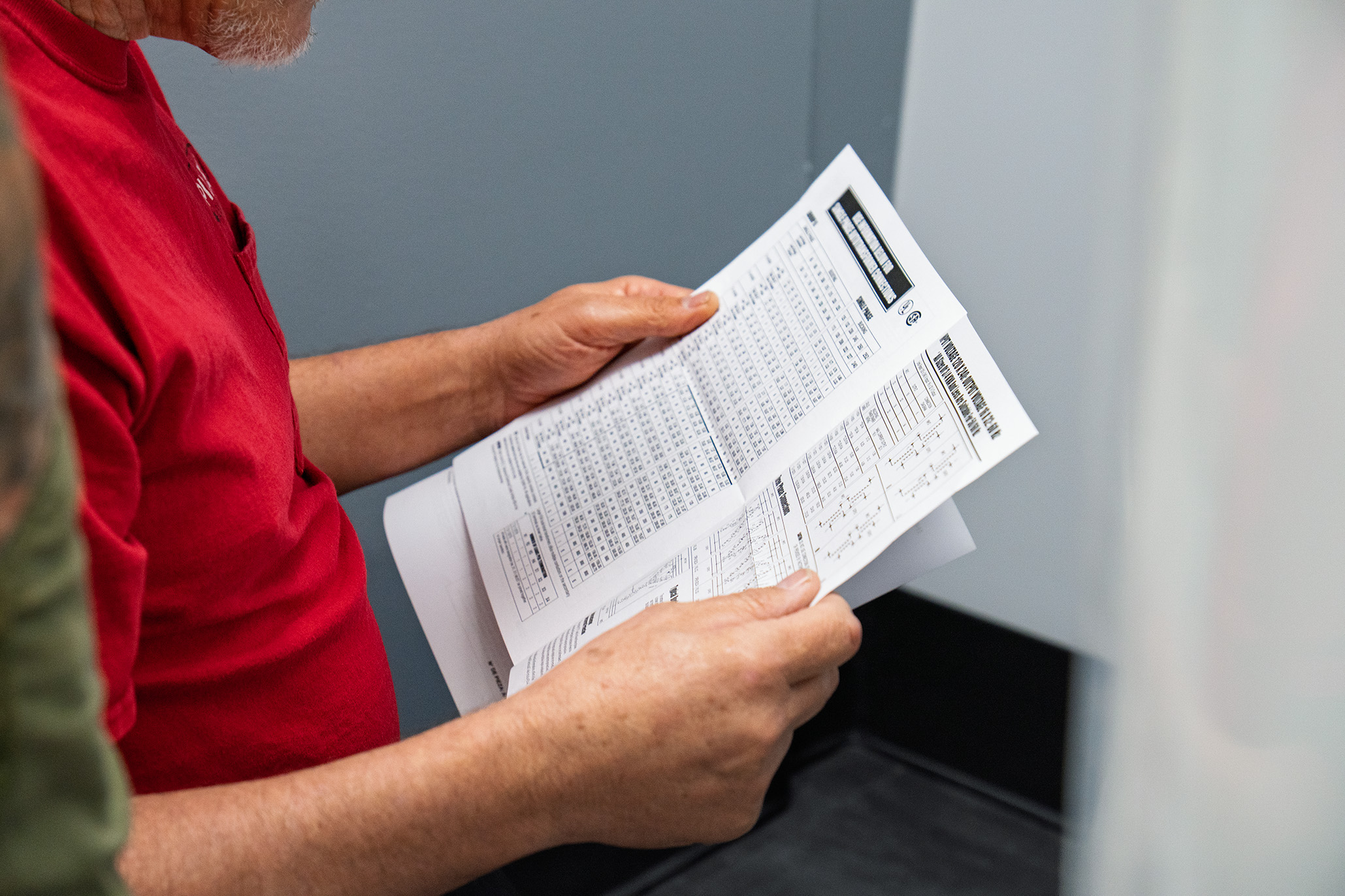 Master electrician providing residential electrical services in Burleson Dallas Fort Worth Texas